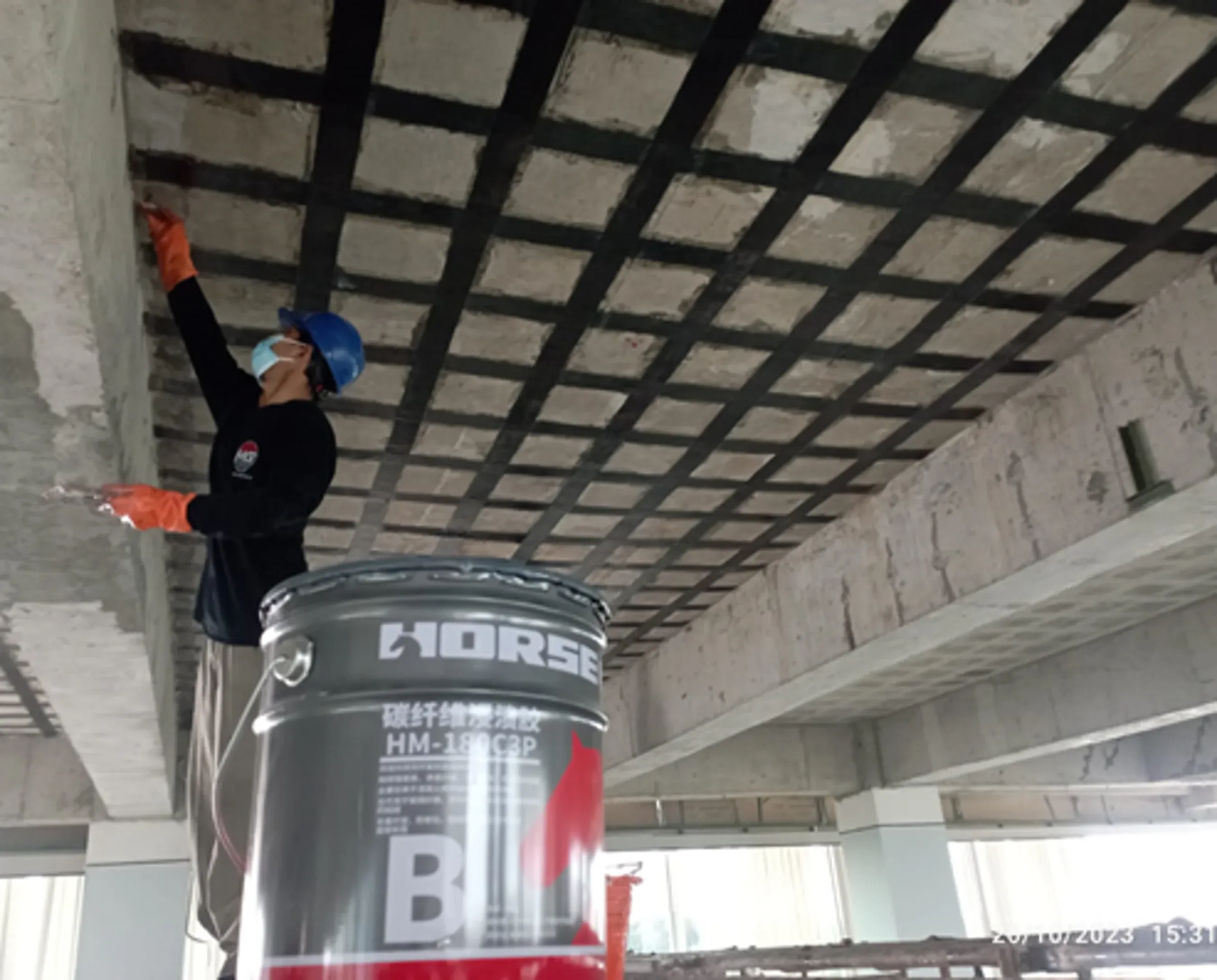 SISTEM EPOXY UNTUK PENGUATAN STRUKTURAL